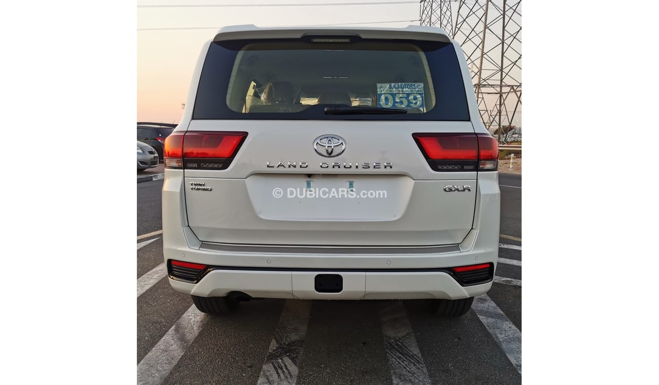 تويوتا لاند كروزر LC 300 3.5L Petrol , TWIN TURBO, 20" Rims, DVD, Rear Camera, Driver Power Seat, ( CODE LCSR22)