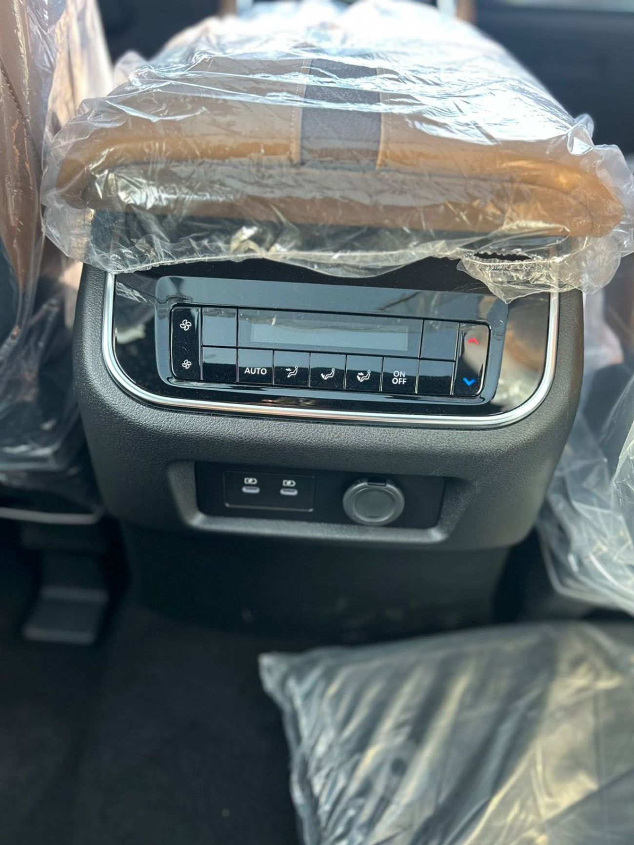 Nissan Patrol LE Platinum City 3.5L