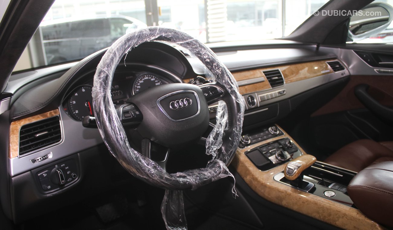 Audi A8 L 4.0 T Quattro
