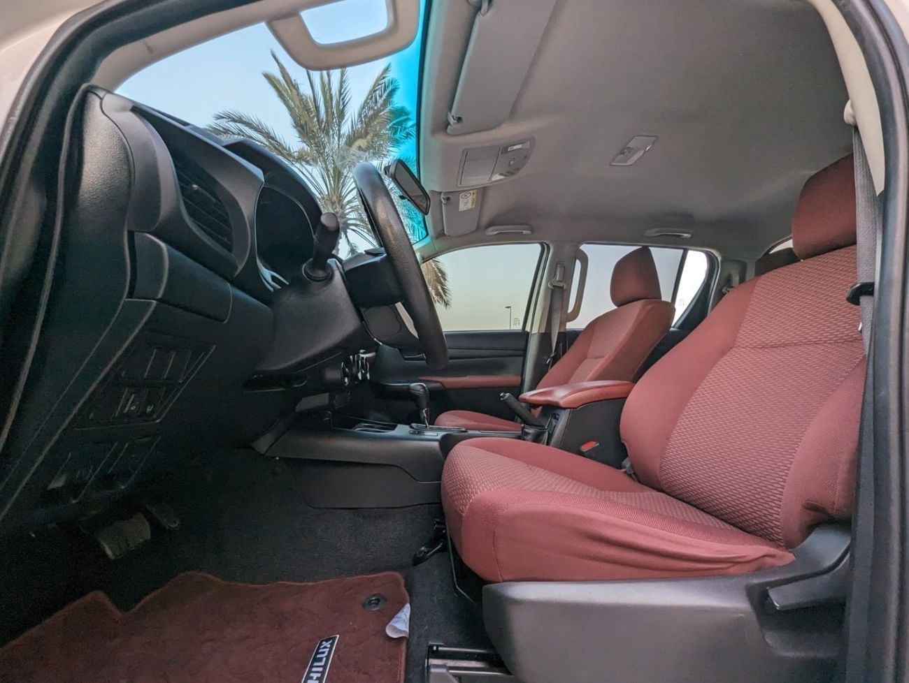 تويوتا هيلوكس SGLX S GLX 2.4L AWD A/T