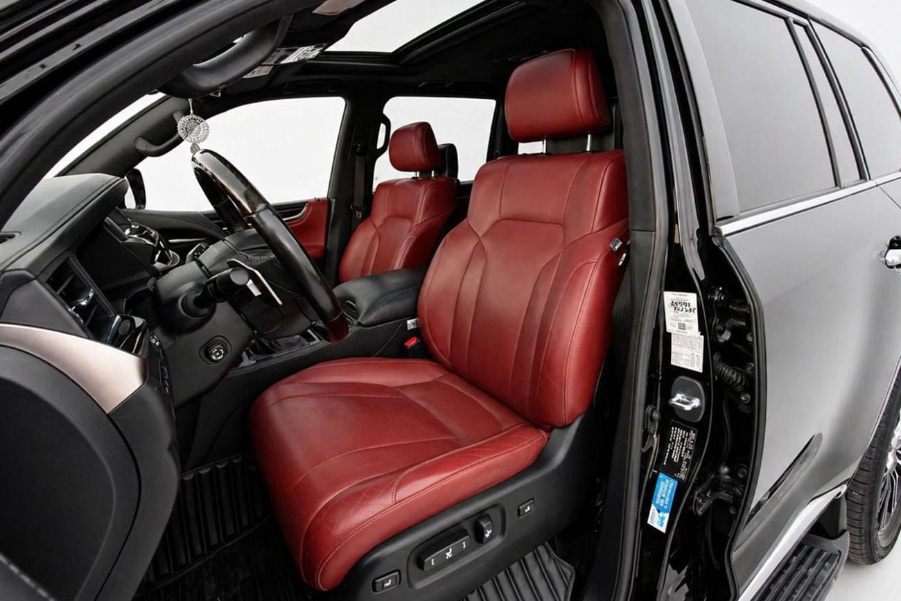 Lexus LX 570 Premier 5.7L Lexus LX570 Premier 2020 l V8 l AED 4,896 P.M l 0% Downpayment