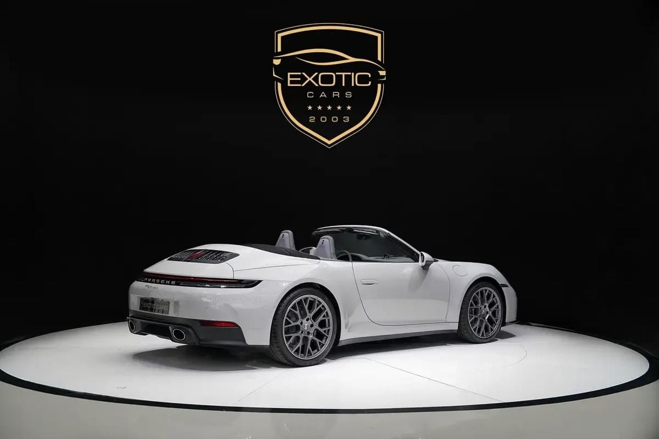Porsche 911 CARRERA