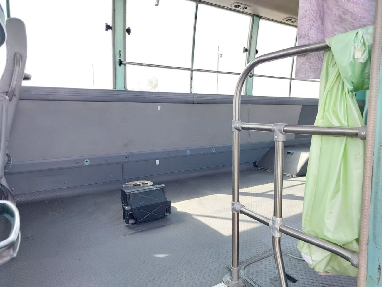 Nissan Civilian (RAMADAN OFFER) NISSAN CIVILIAN BUS RHD 2000 MODEL 4.2 L DIESEL AUTOMATIC(PM01043)