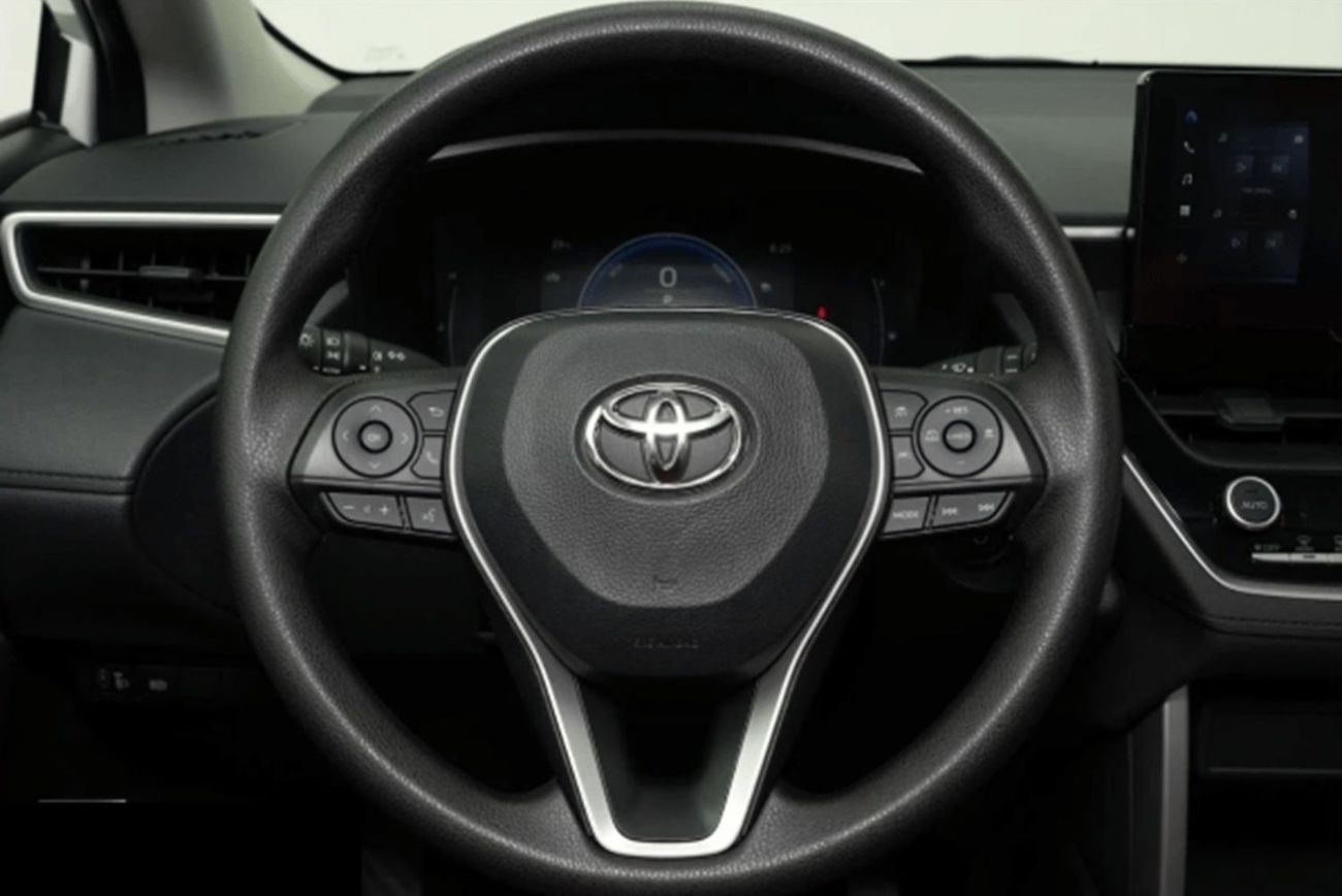 Toyota Frontlander ECT0096 - Toyota Frontlander - Leading Edition - 2.0L Hybrid At - White