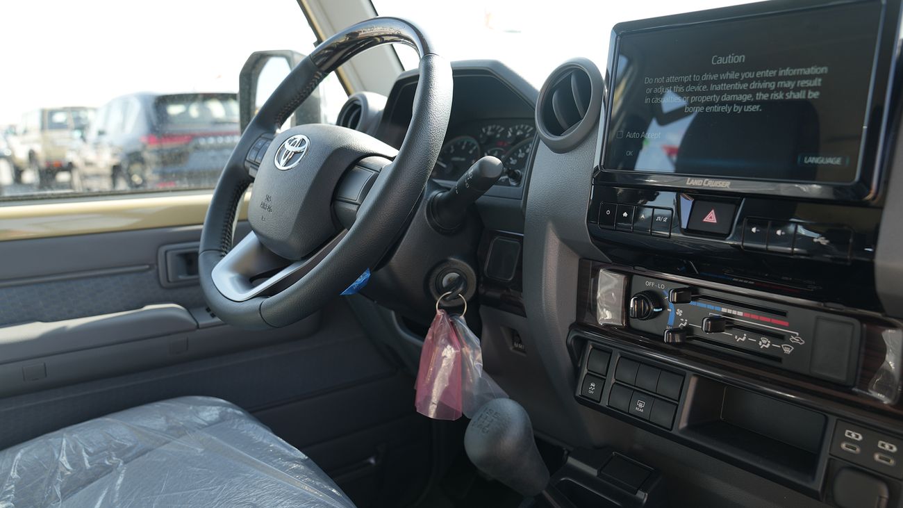 تويوتا لاند كروزر LX