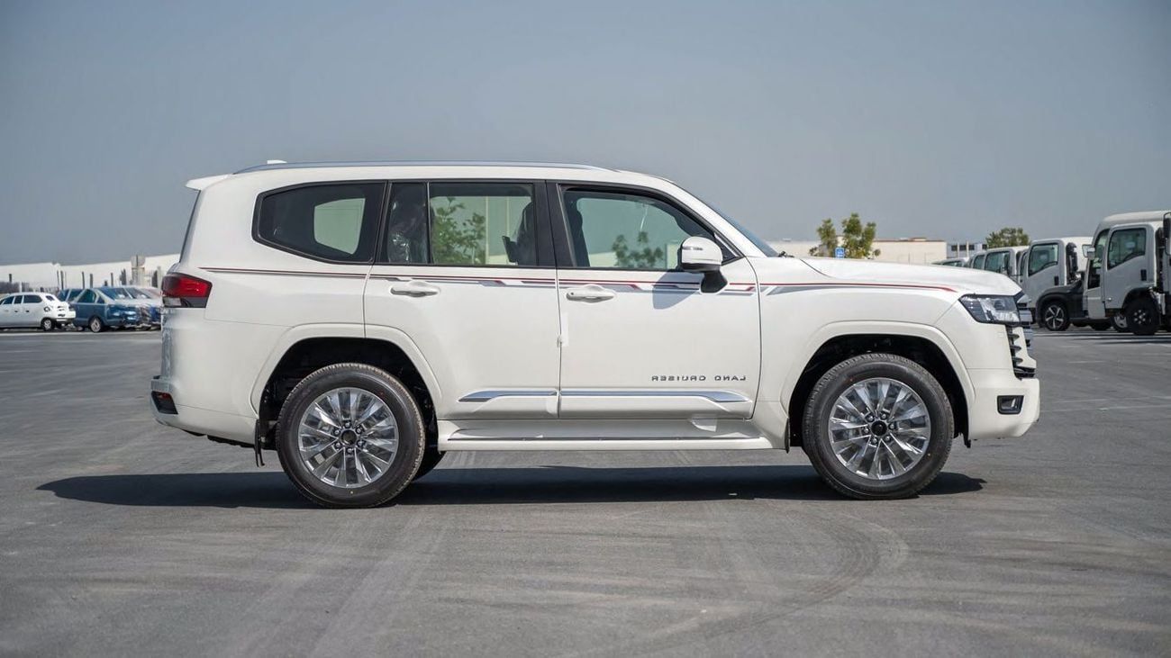 تويوتا لاند كروزر 3.5L TT FULL WITH RADAR 2026