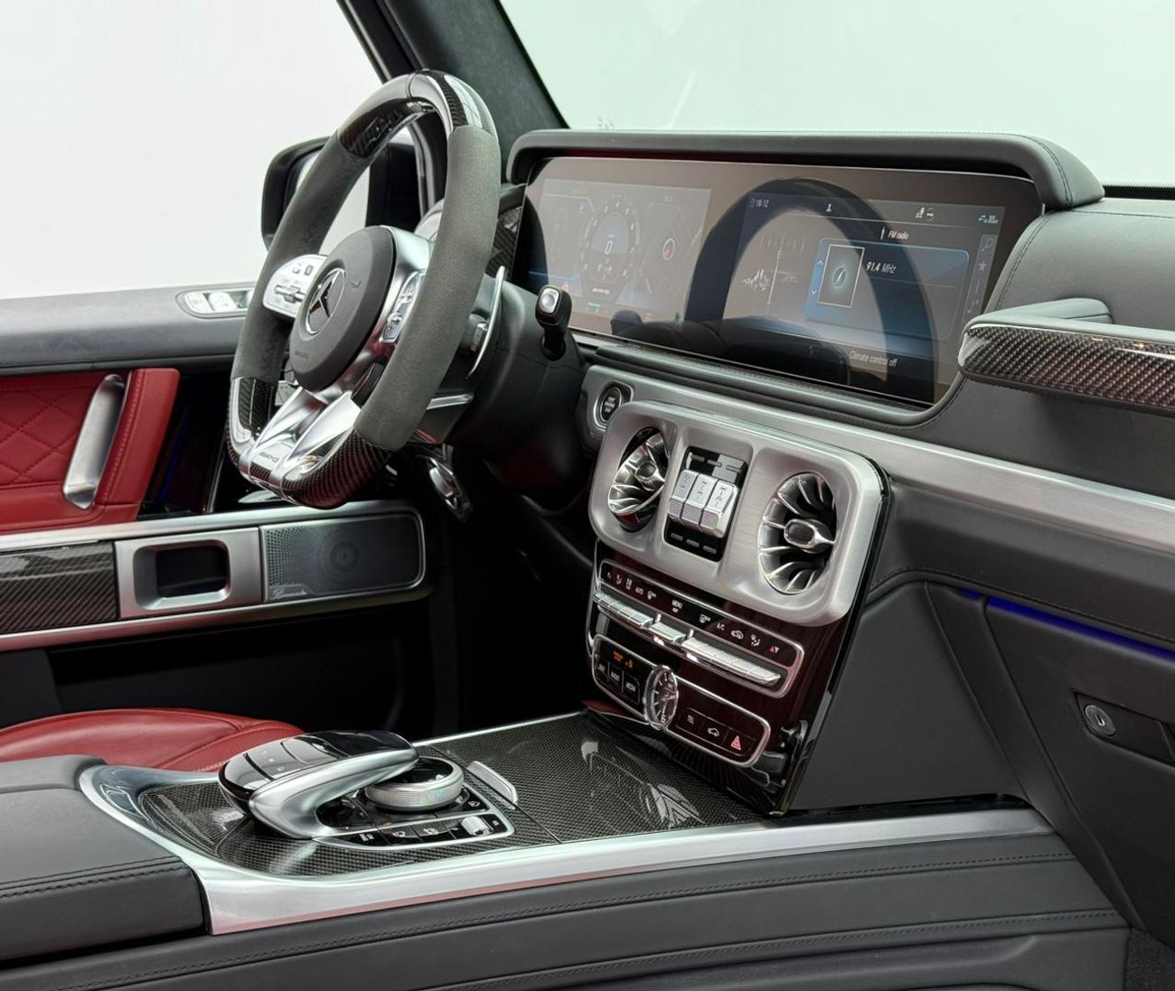 Mercedes-Benz G 63 AMG 4MATIC SUV 2022 Mercedes-AMG G63,EMC Warranty ,Gargash Service Contract ,Full Service History ,GCC