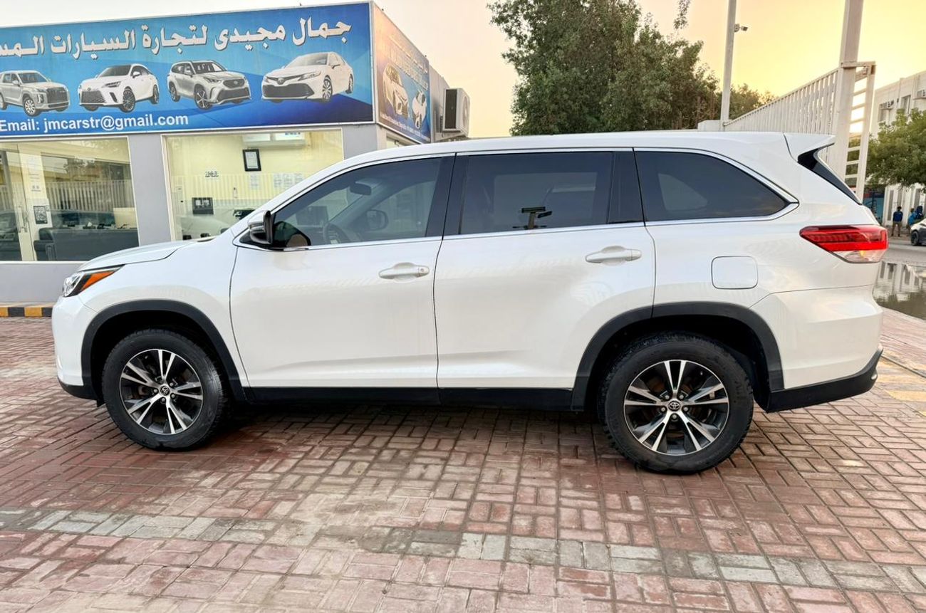 تويوتا هايلاندر 2019 Toyota Highlander LE