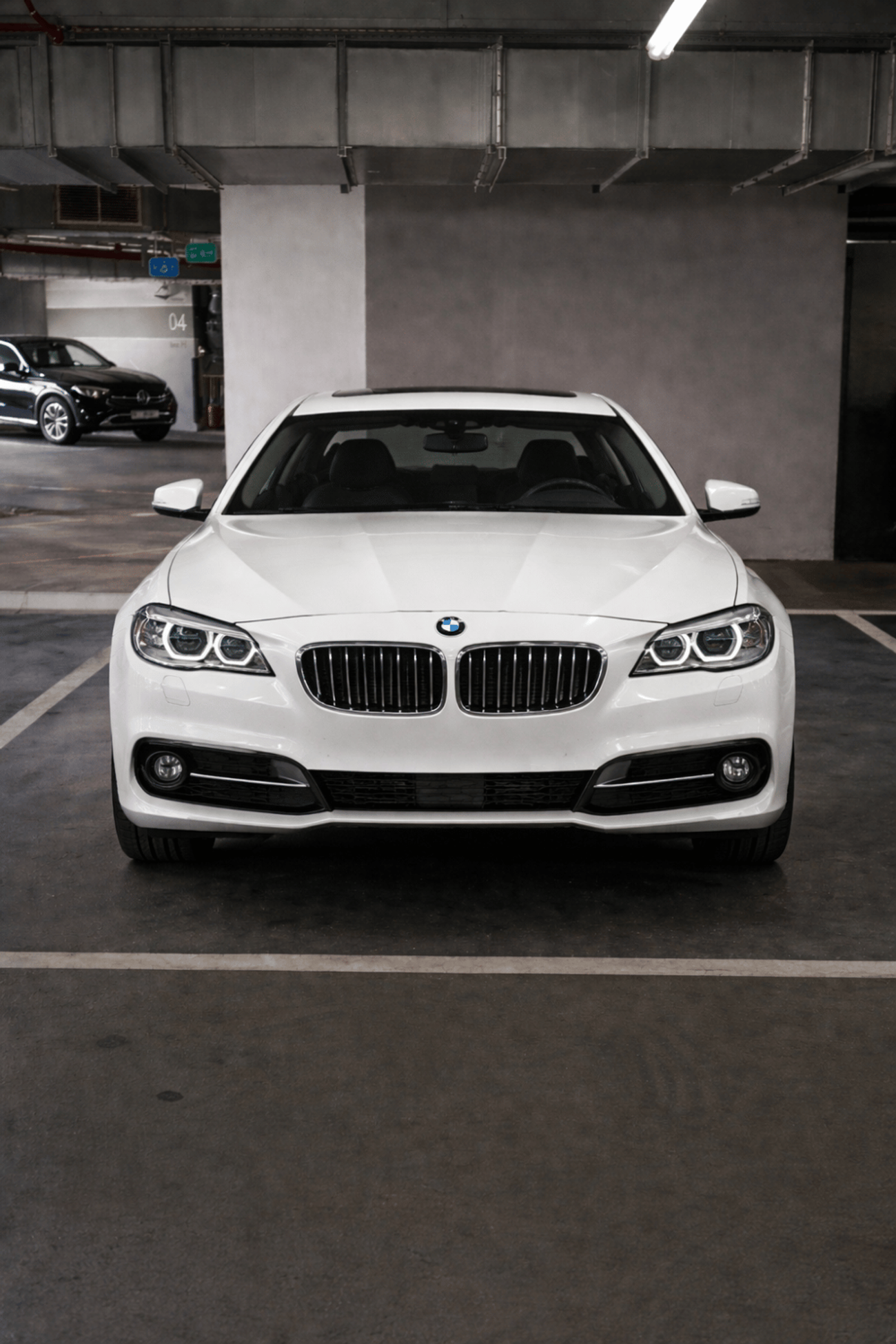 BMW 528i