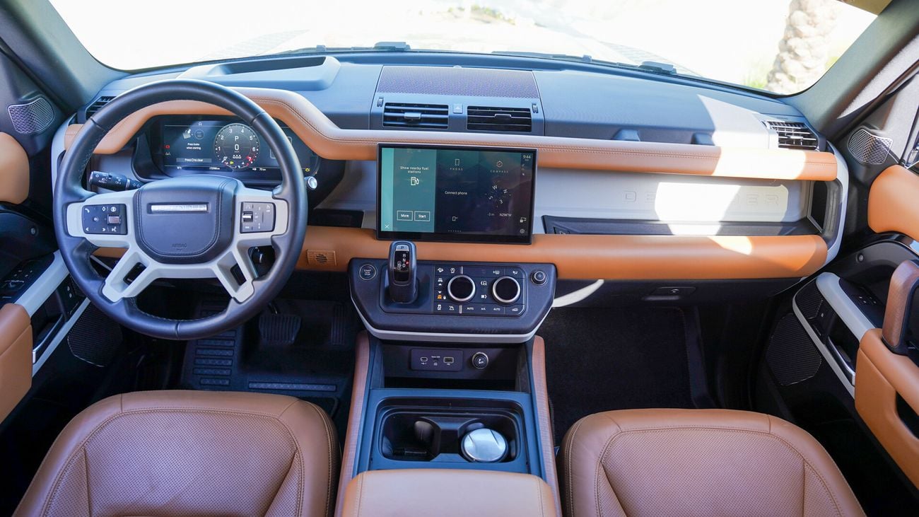 لاند روفر ديفندر