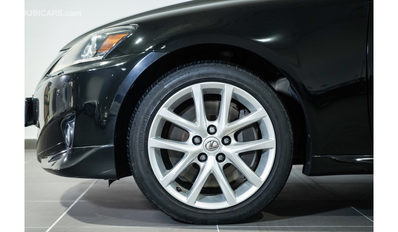 لكزس IS 300 2011 Lexus IS 300 / Full Service History / 1 Expat Owner From New