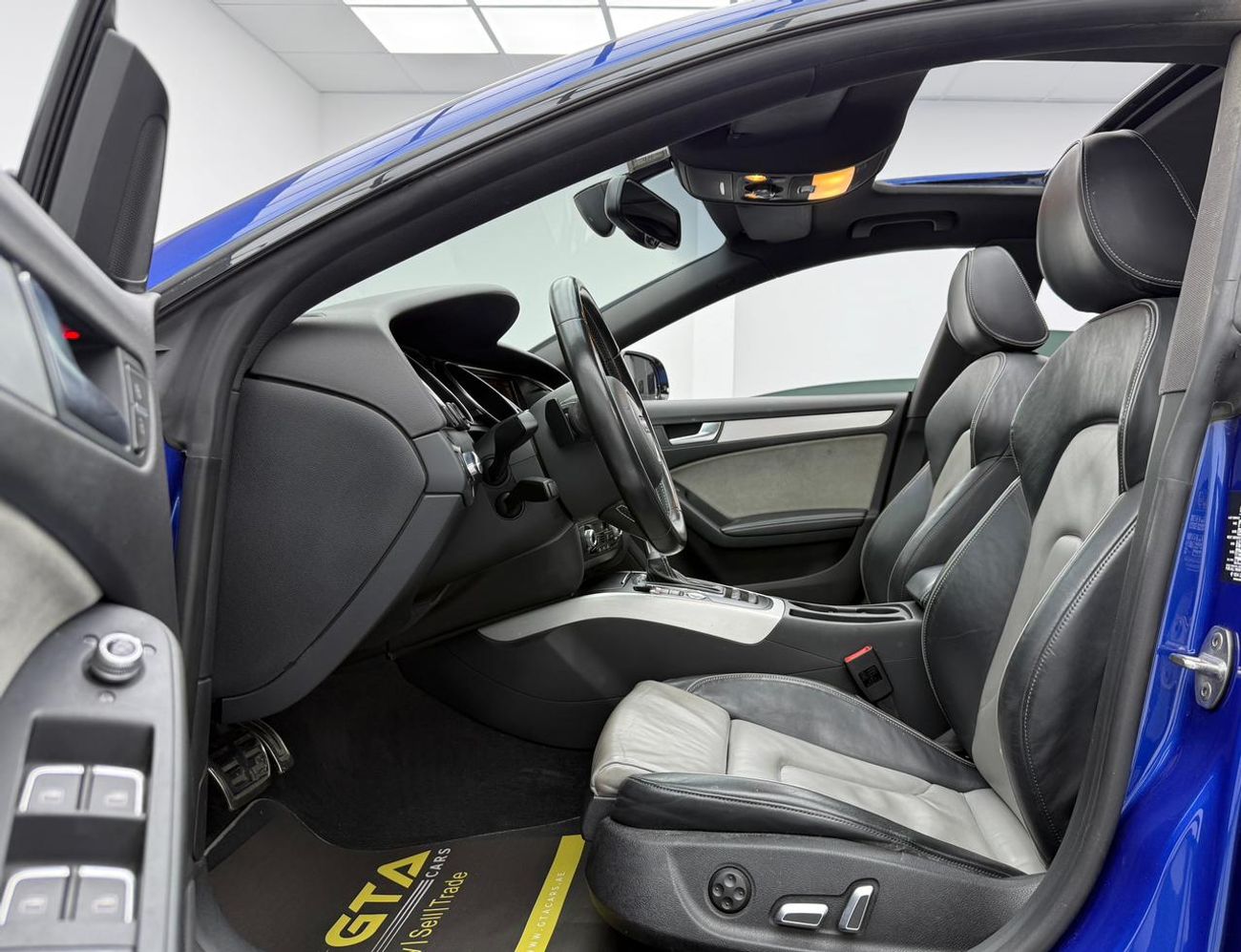 Audi A5 2016 Audi A5 35 TFSI S-Line, Full Service History, Excellent Condition, GCC