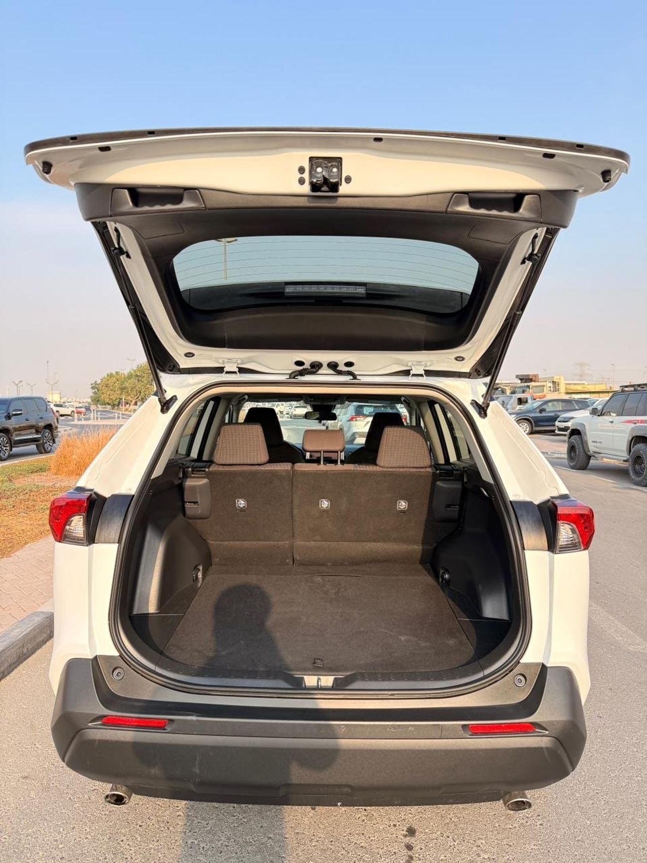 Toyota RAV4 LE Toyota RAV4 2024