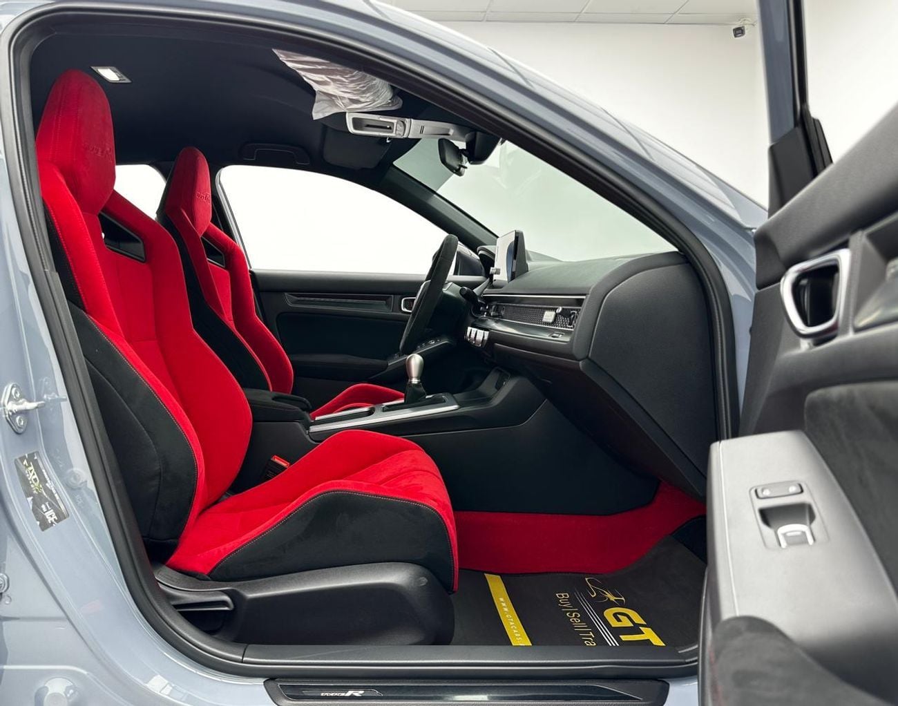 هوندا سيفيك TYPE R 2024 Honda Civic Type R, Sep/2026 Honda Warranty + Service Contract, Full Honda Service History, GCC