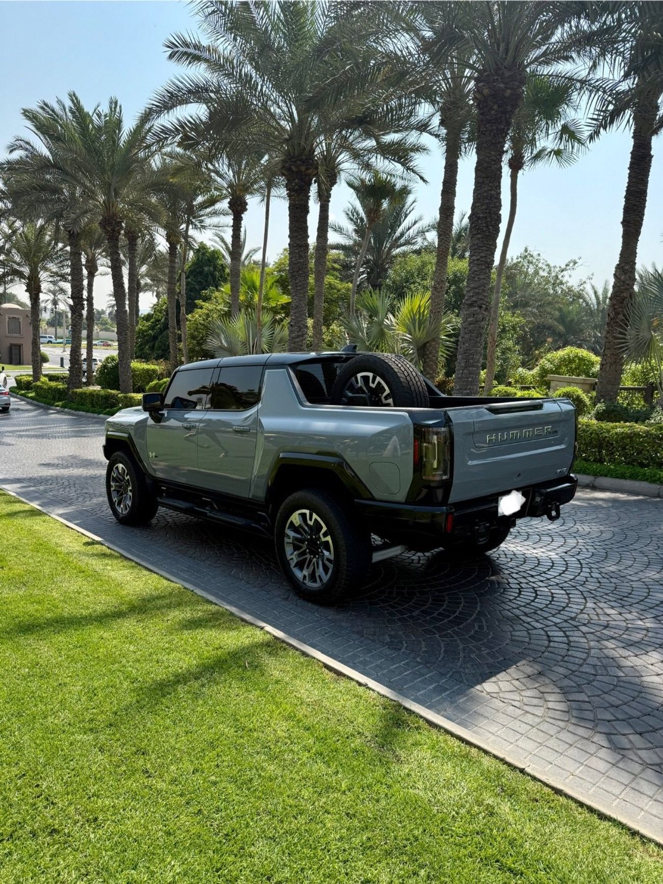 جي أم سي همر EV