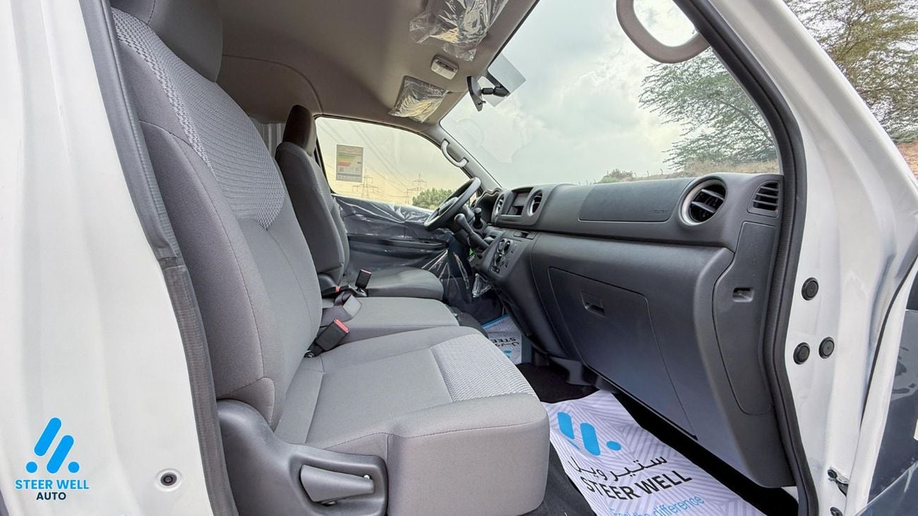 نيسان أورفان NV350 2024 Hi Roof Dry Van 2.5L Petrol Manual GCC Specs RWD