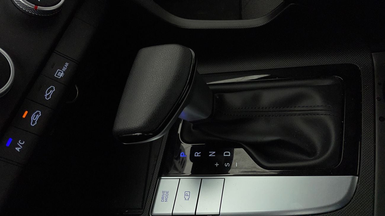 Hyundai Elantra SMART 1.6 | Zero Down Payment | Home Test Drive