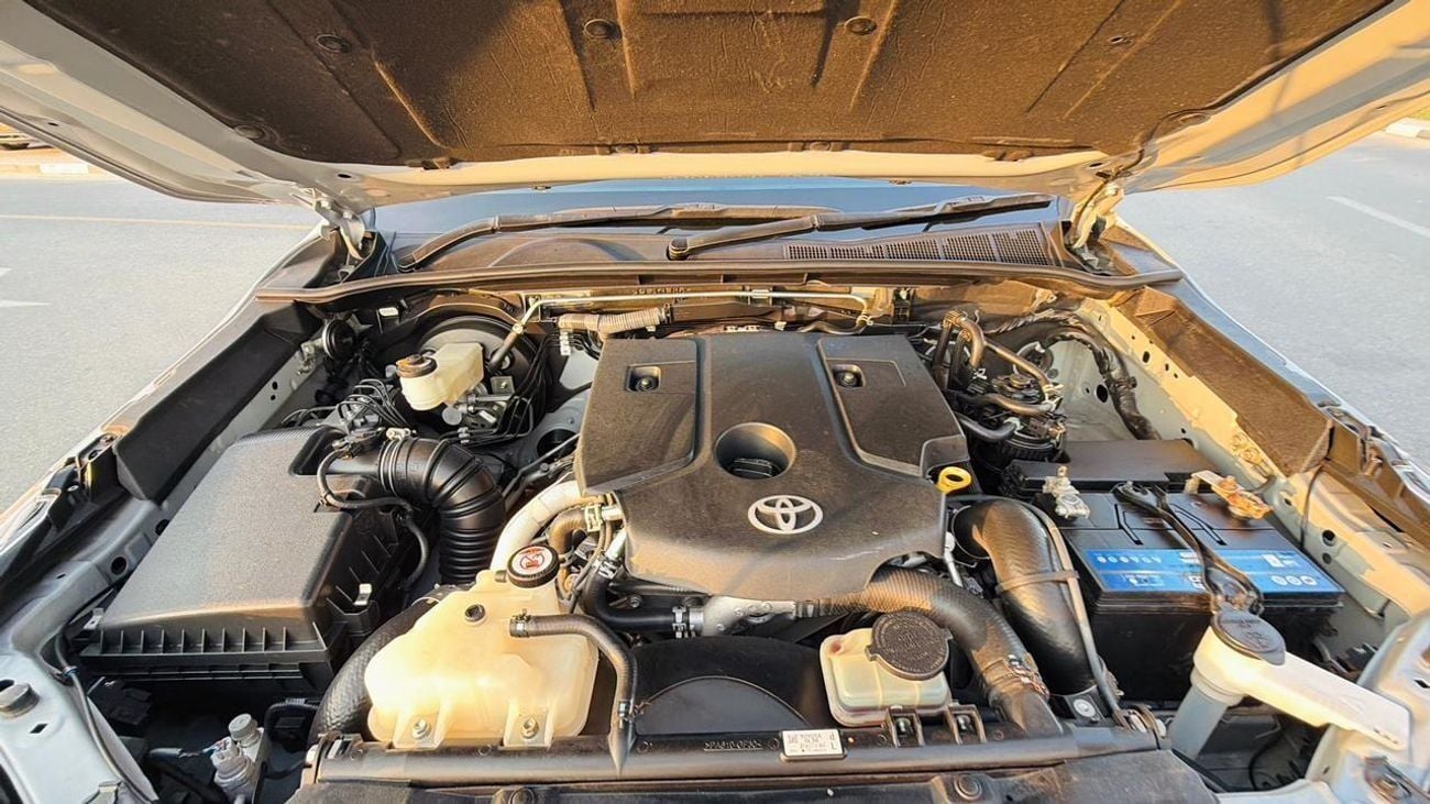 Toyota Hilux MODIFIED TO GR SPORTS | POWER SEATS | AUTOMATIC TRANSMISSION | 2023 | 2.8L DIESEL ENGINE | SILVER BO