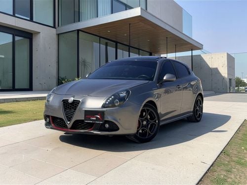 Alfa Romeo Giulietta Veloce 1.8L AED 999 P.M | 0% DOWN PAYMENT | ALFA ROMEO GIULIETTA | 1.8L I4 TURBO | 2018 | GCC SPECS