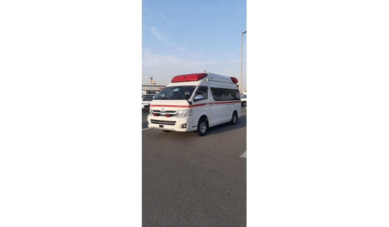 تويوتا هاياس TOYOTA HIACE OROGINAL JAPANI AMBULANCE 2TR 2.7 CC 2013 MODEL STOCK ID 1527