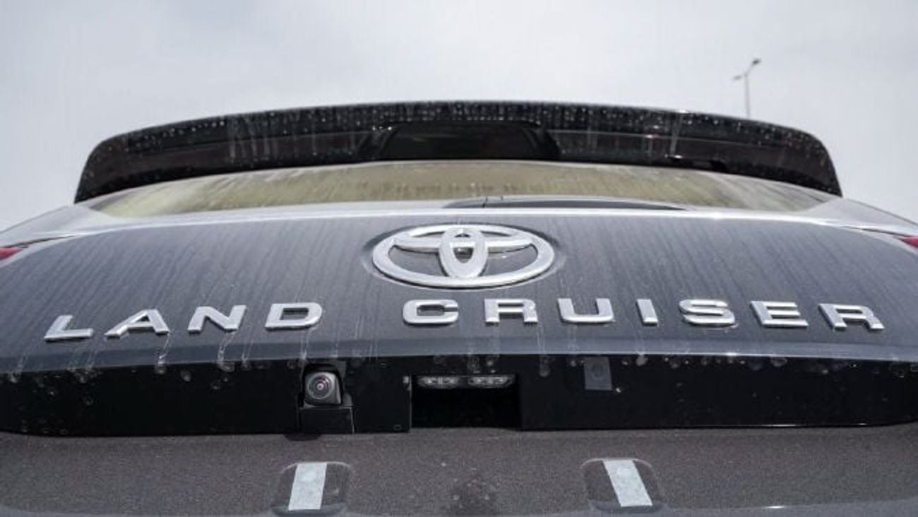 Toyota Land Cruiser VXR 3.5L Full option