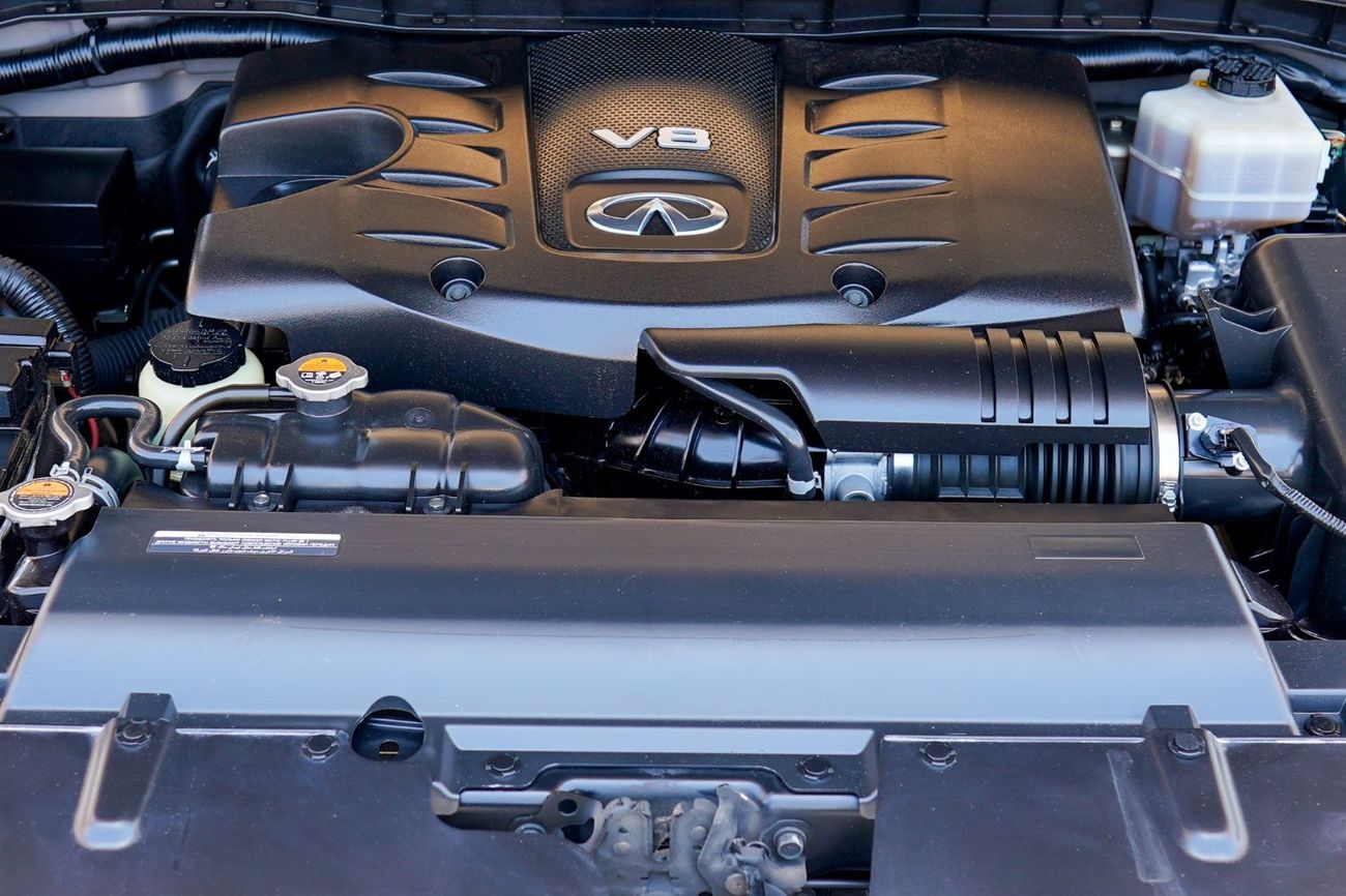 Infiniti QX80 Luxe 7st Infiniti QX80 2020 (7 SEATERS) GCC under Warranty with Flexible Down-Payment/ Flood Free.