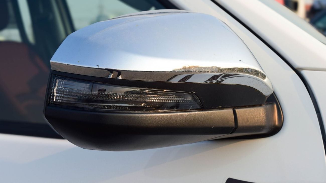 تويوتا هيلوكس S GLX 2.4L AWD A/T