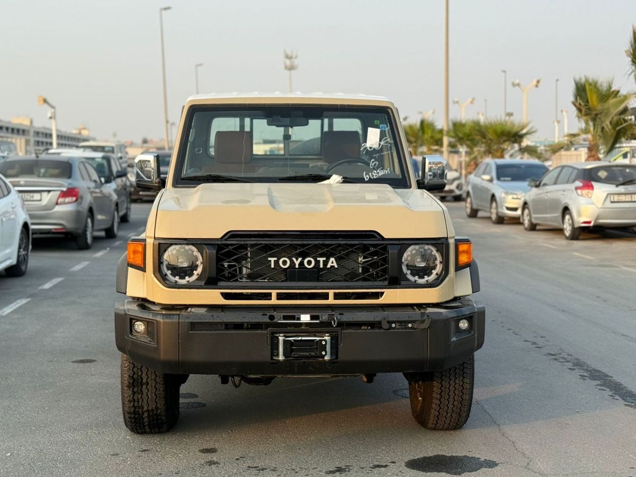 Toyota Land Cruiser Pick Up TOYOTA LC79 PICKUP S/C 2.8L DIESEL A/T FULL OPTION 2025 MODEL