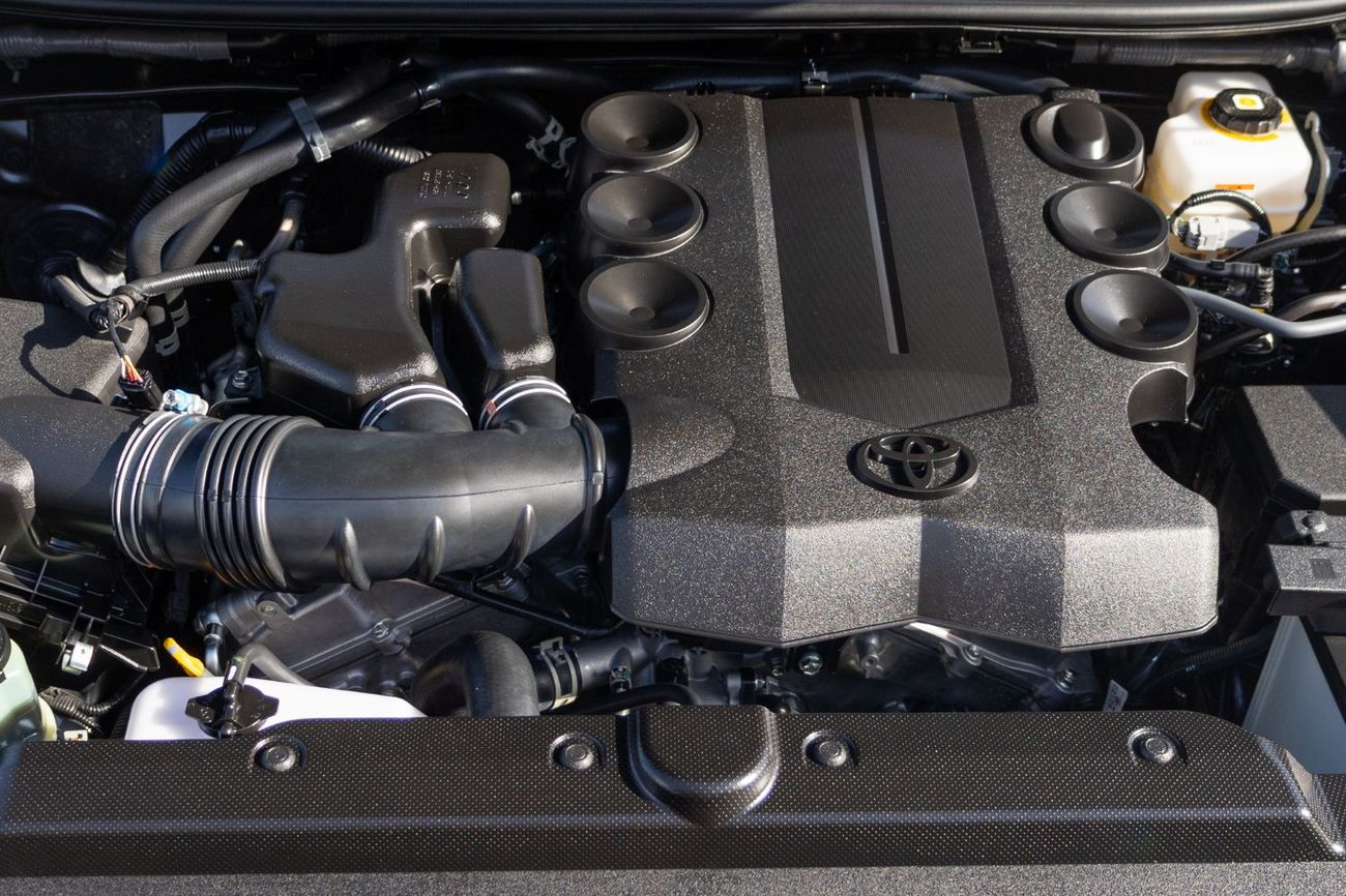 تويوتا برادو Limited 4.0L 4WD