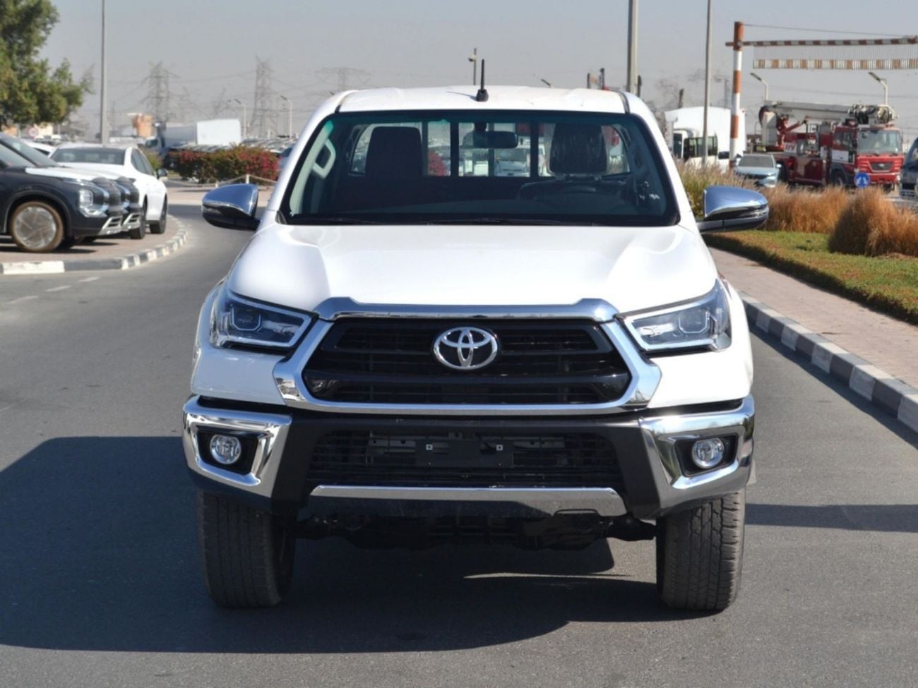 Toyota Hilux SR5 (NON GCC) 4x4 2.7L MT Petrol SR5