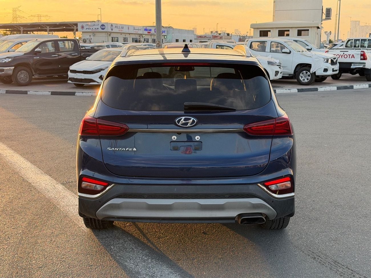 Hyundai Santa Fe LIMITED (NON GCC) 2020 HYUNDAI SANTAFE LIMITED PANORAMIC ROOF 360CAMERA FULL OPTIONS IMPORTED FROM U