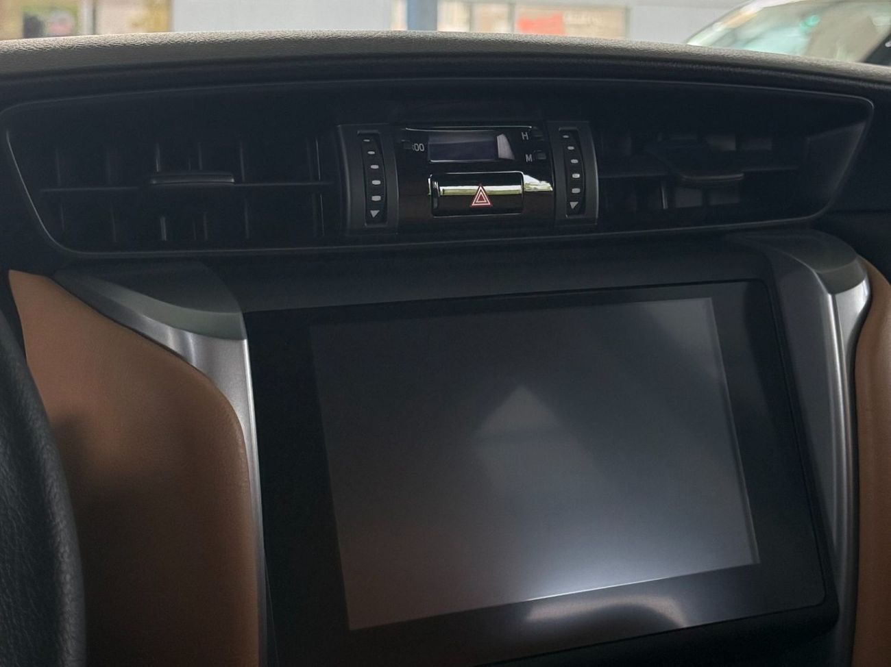 Toyota Fortuner 2.7 4X4 AUTOMATIC **EXPORT ONLY**التصدير فقط خارج الخليج**