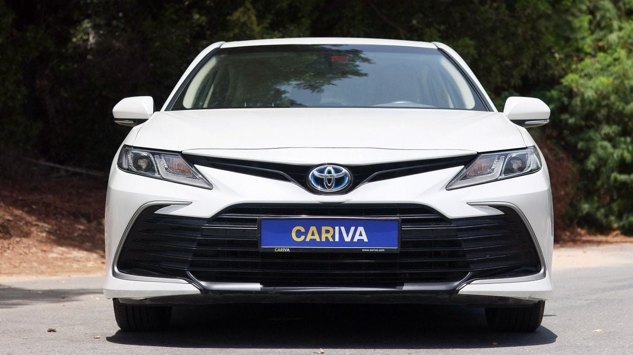 Toyota Camry LE 2.5L (176 HP) | Agency Warranty | Complete Service History | Zero Downpayment Support