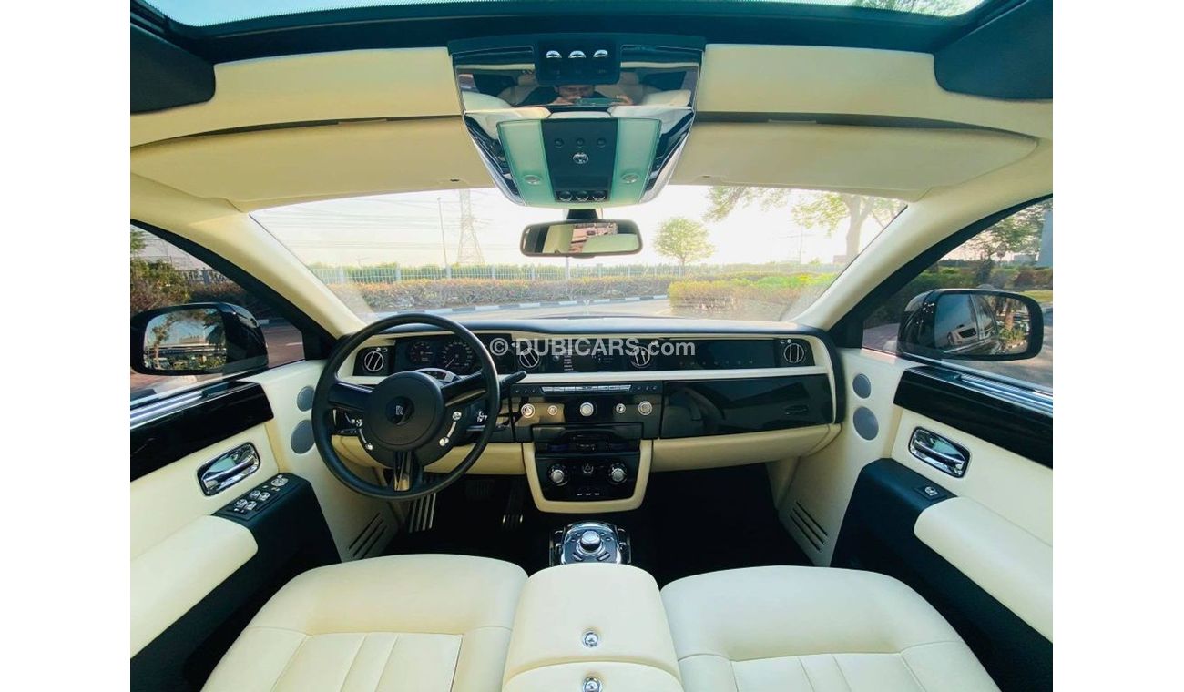 Rolls-Royce Phantom