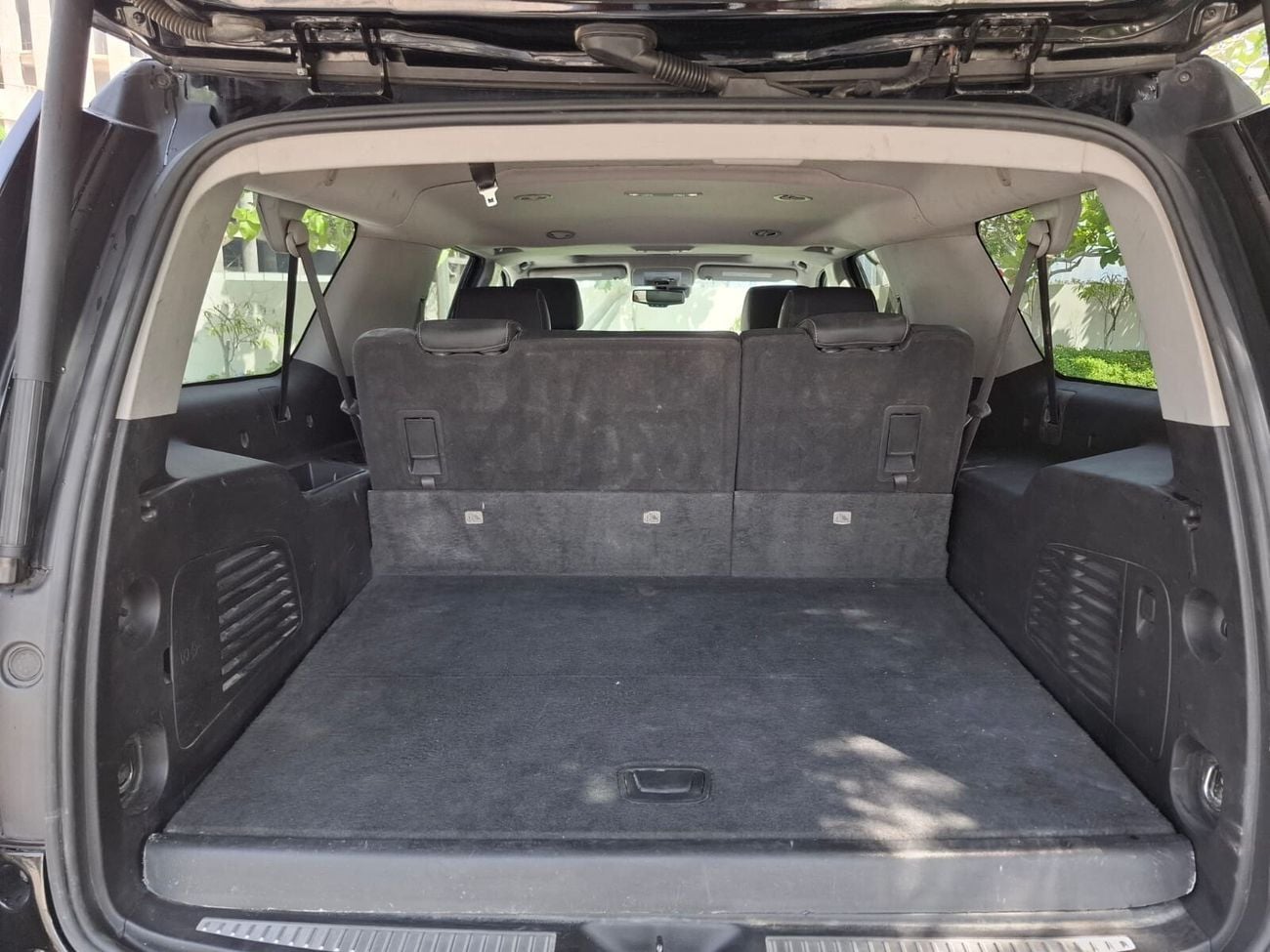 Chevrolet Suburban LT 5.3L 4WD