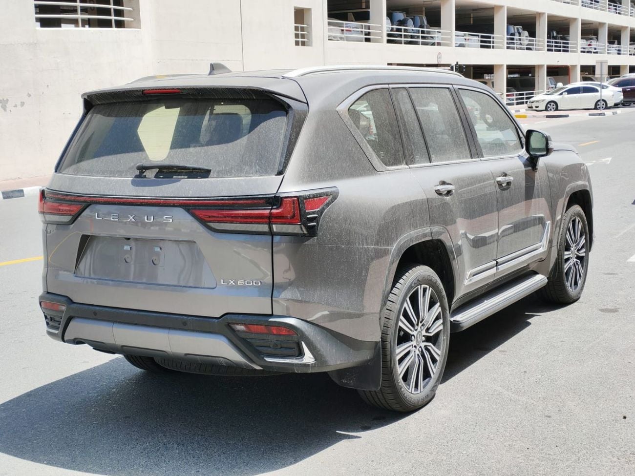 Lexus LX 600 2025 Lexus LX600 Urban (7-Seater) 3.5L V6 Twin-Turbo Petrol A/T 4WD Export Only