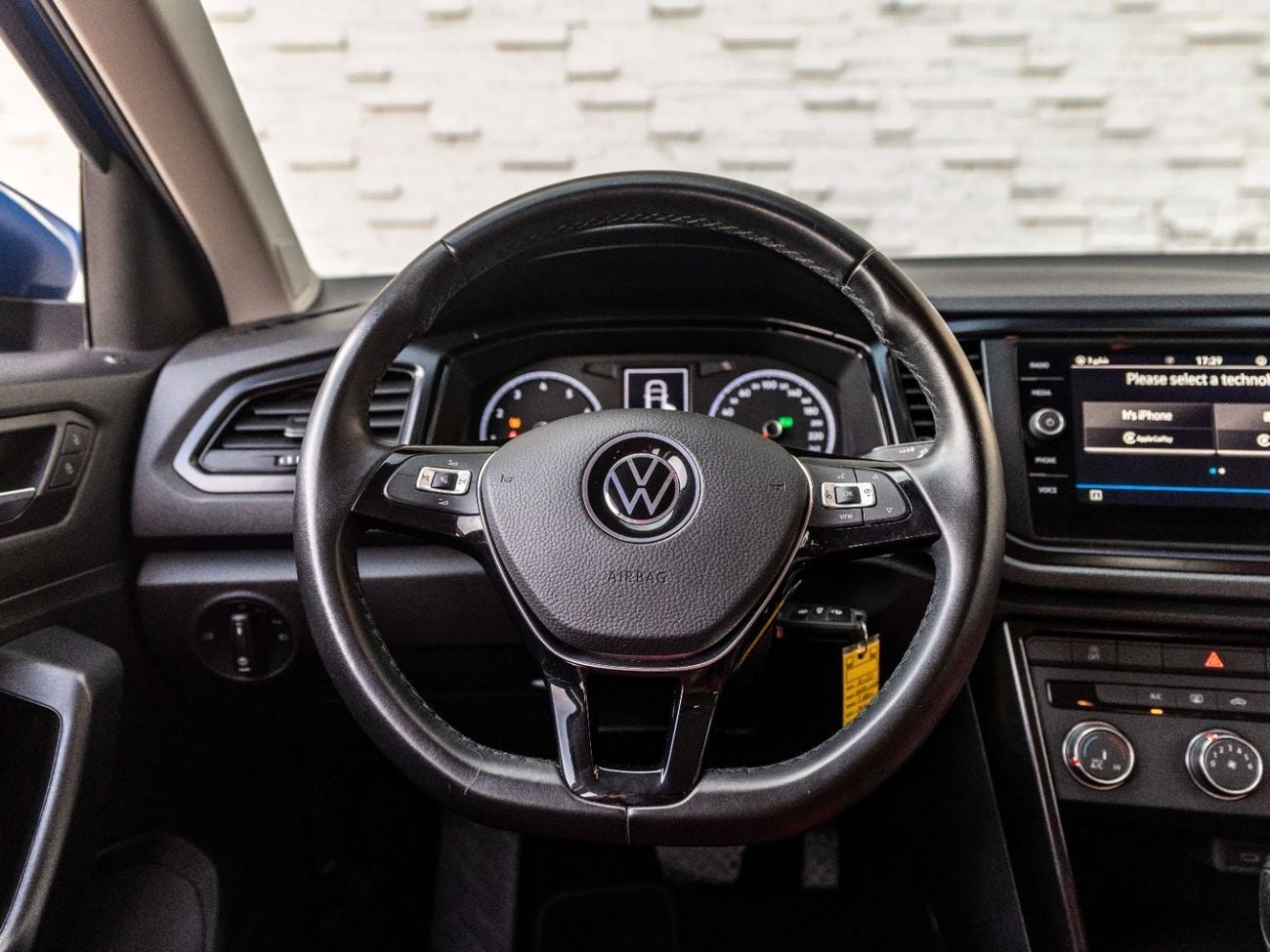 فولكس واجن T ROC TREND