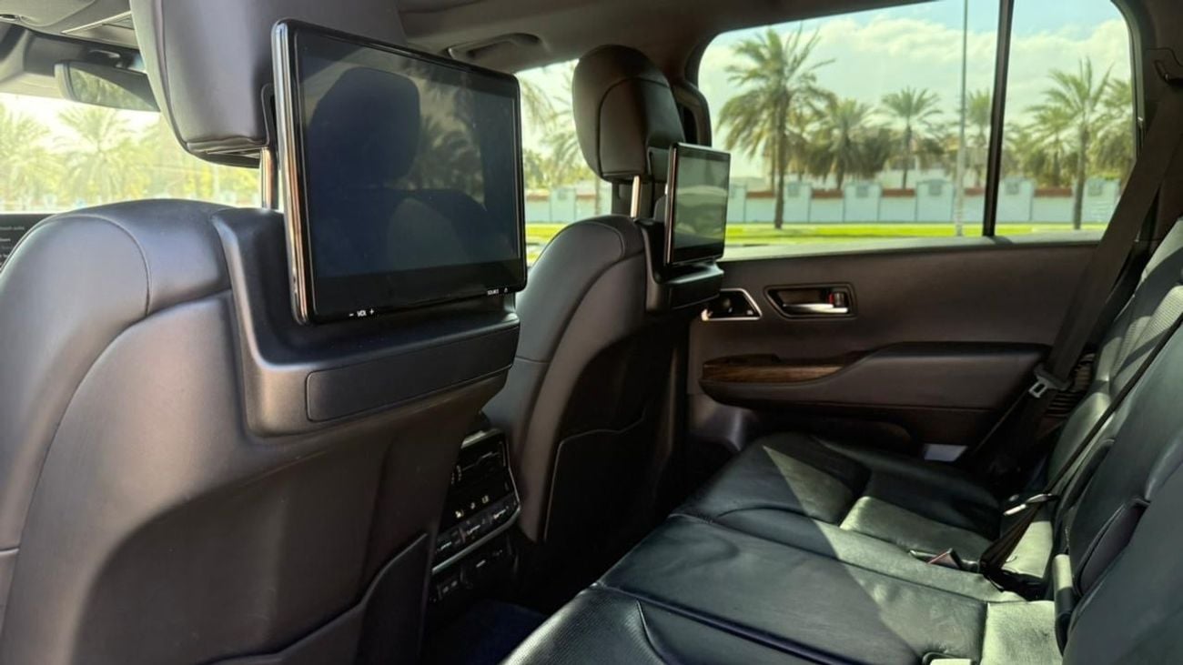 Toyota Land Cruiser Sahara export from Australia