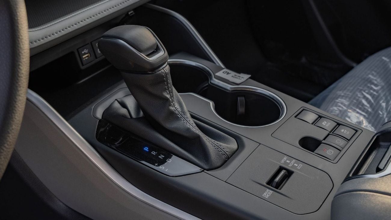 تويوتا هايلاندر 2025 Toyota Highlander LE 2.5L AT Hybrid (Black)