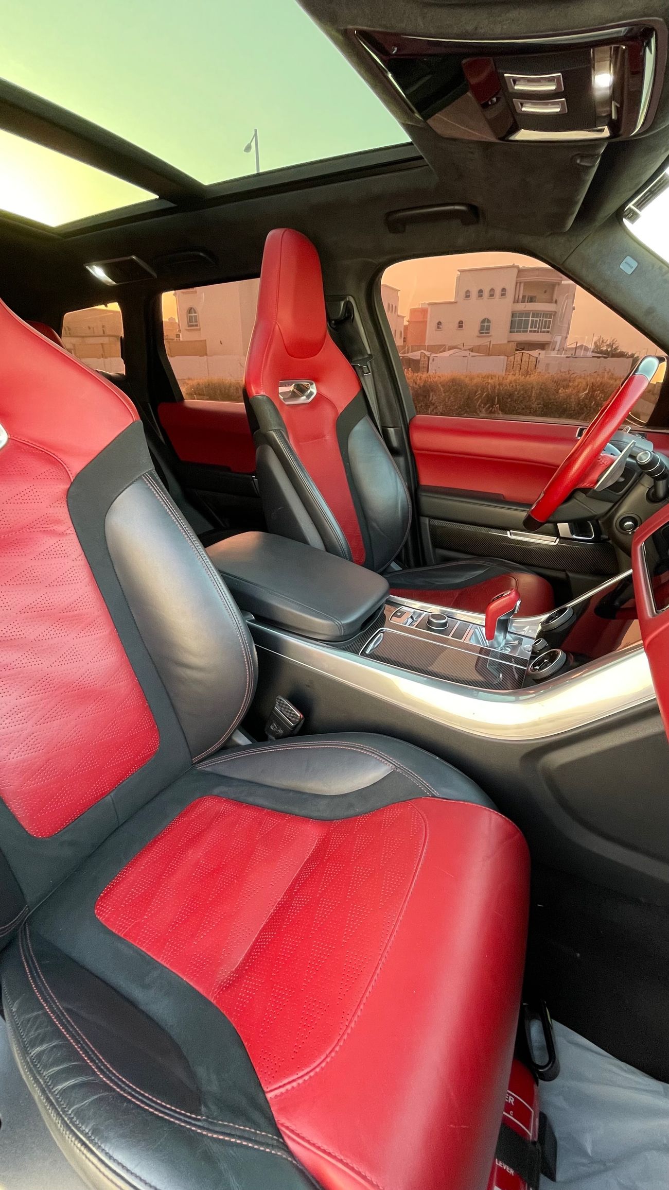 لاند روفر رينج روفر سبورت SVR Carbon Edition 5.0L