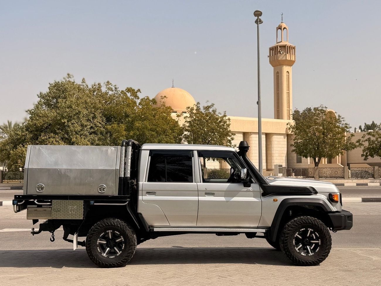 Toyota Land Cruiser Pick Up Double Cabin 4.5L