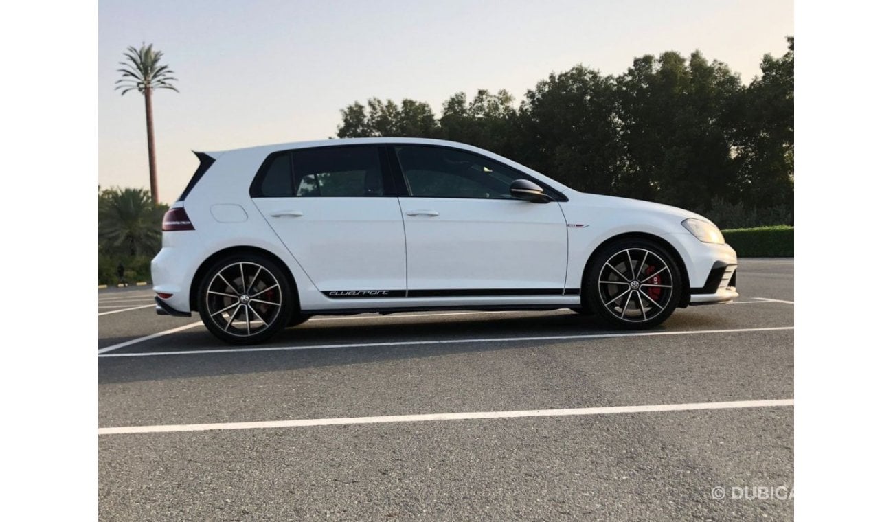 Volkswagen Golf GTI Gcc