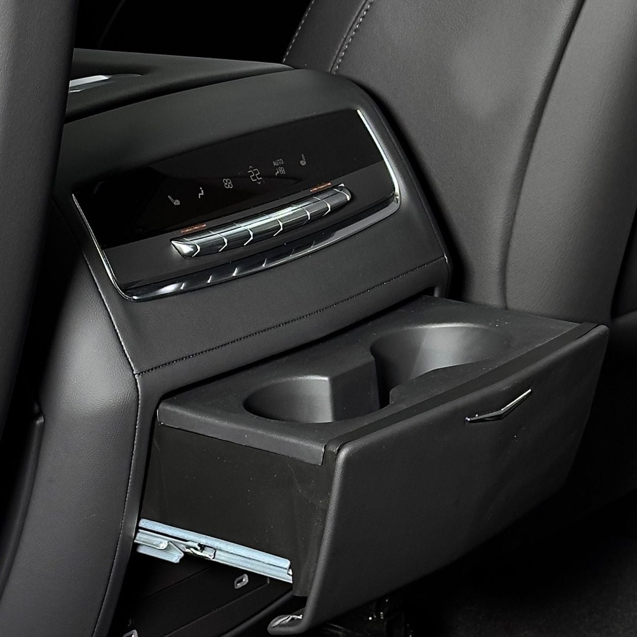 Cadillac Escalade Premium Luxury 6.2L 4WD