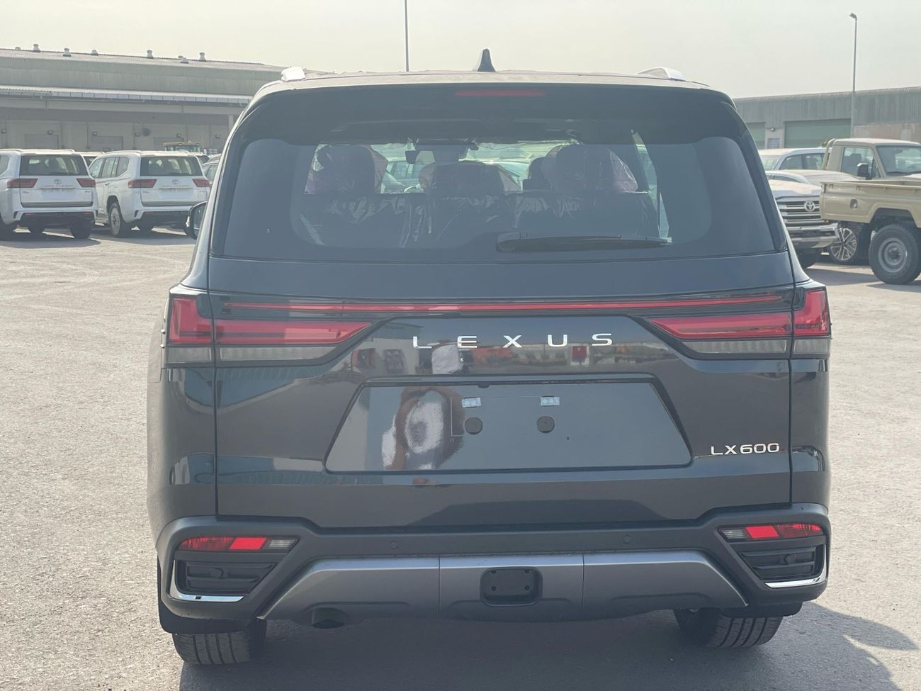 Lexus LX 600 Signature 3.5L FULL 25 SPEAKERS