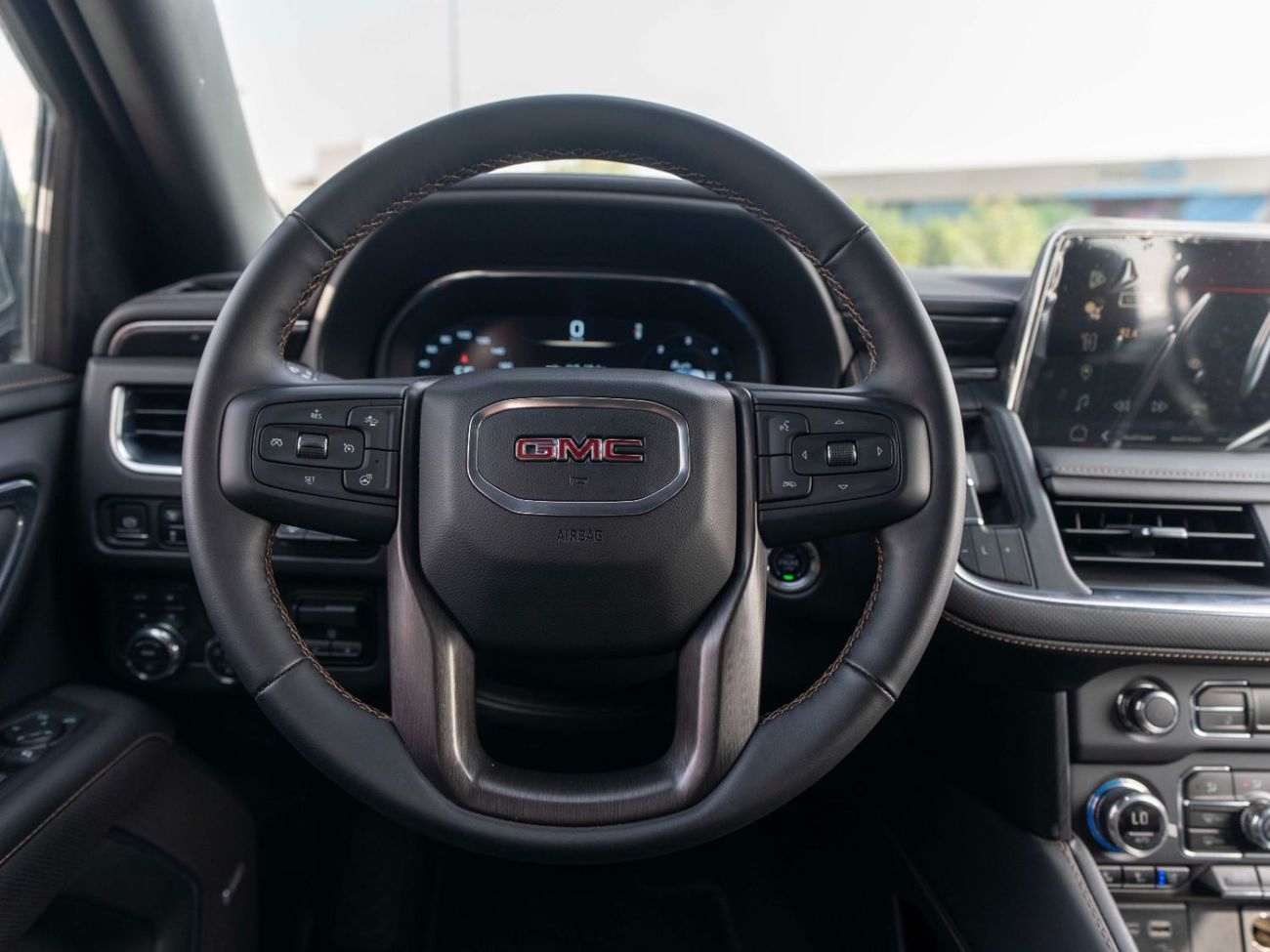 جي أم سي يوكون 5.3 V8 AT4 (AWD)