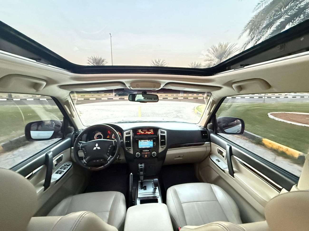 ميتسوبيشي باجيرو GLS Highline 3.8L (243 HP)