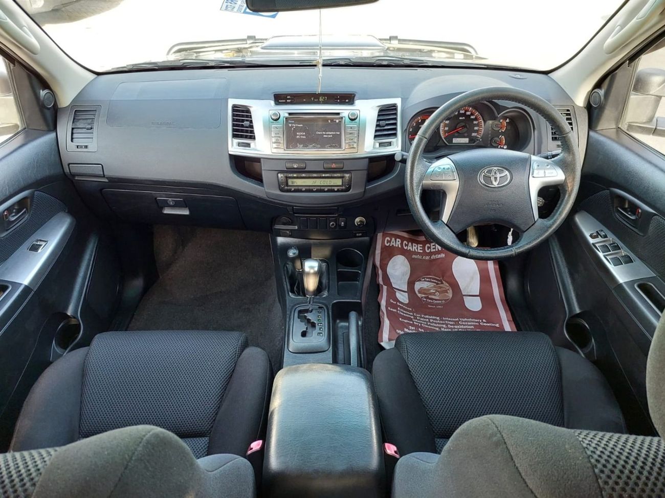 Toyota Hilux TOYOTA HILUX VIGO PICK UP RHD 2014 MODEL 3.0 L DIESEL AUTOMATIC(PM39654)