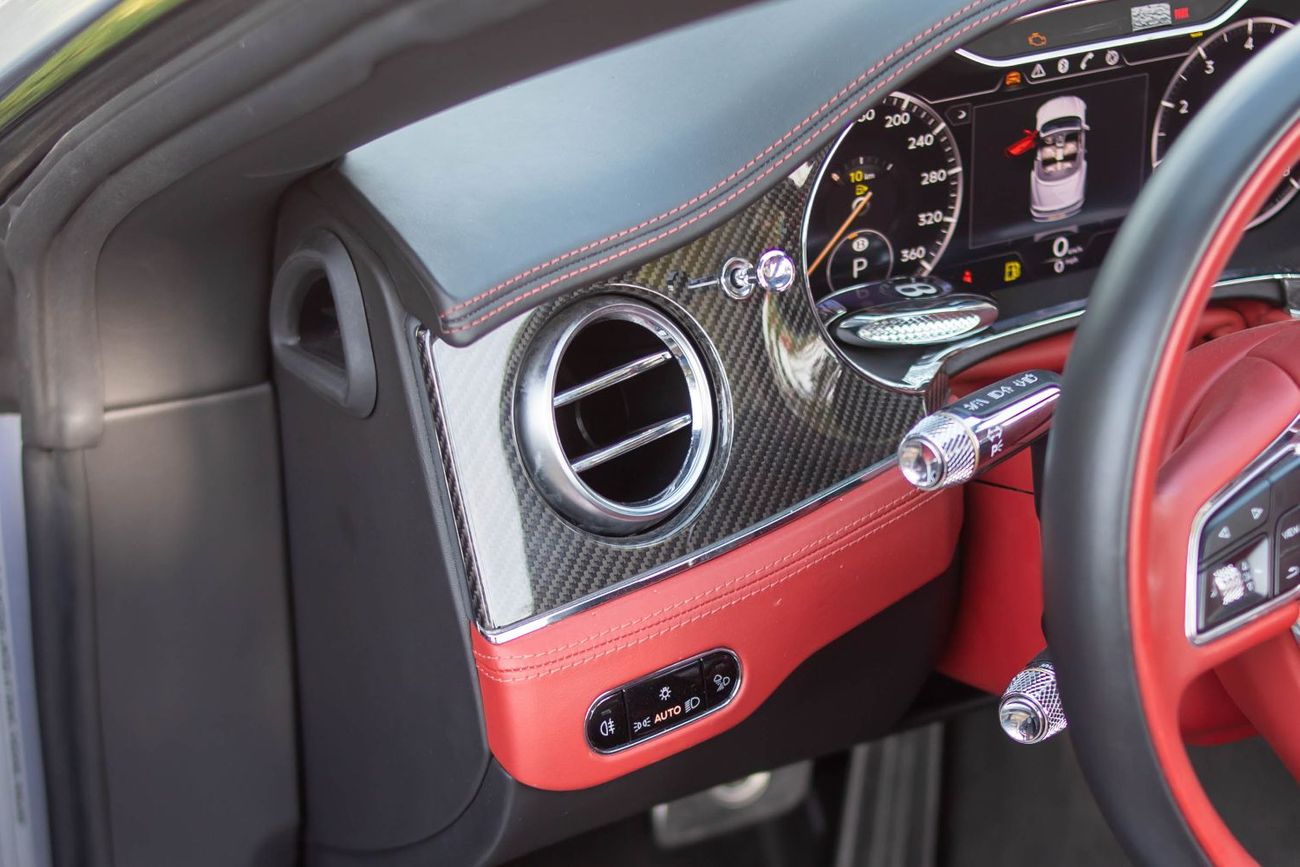 بنتلي كونتيننتال جي تي 4.0T V8