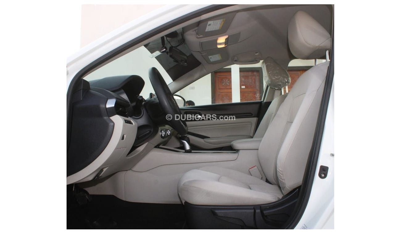 Nissan Altima NISSAN ALTIMA 2020 WHITE GCC EXCELLENT CONDITION WITHOUT ACCIDENT