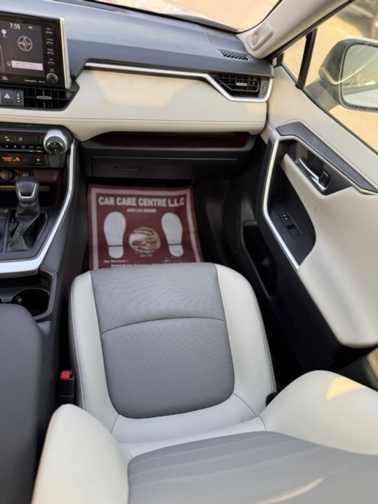 Toyota RAV4 Hybrid Limited panoramic, 360 camera Full Option